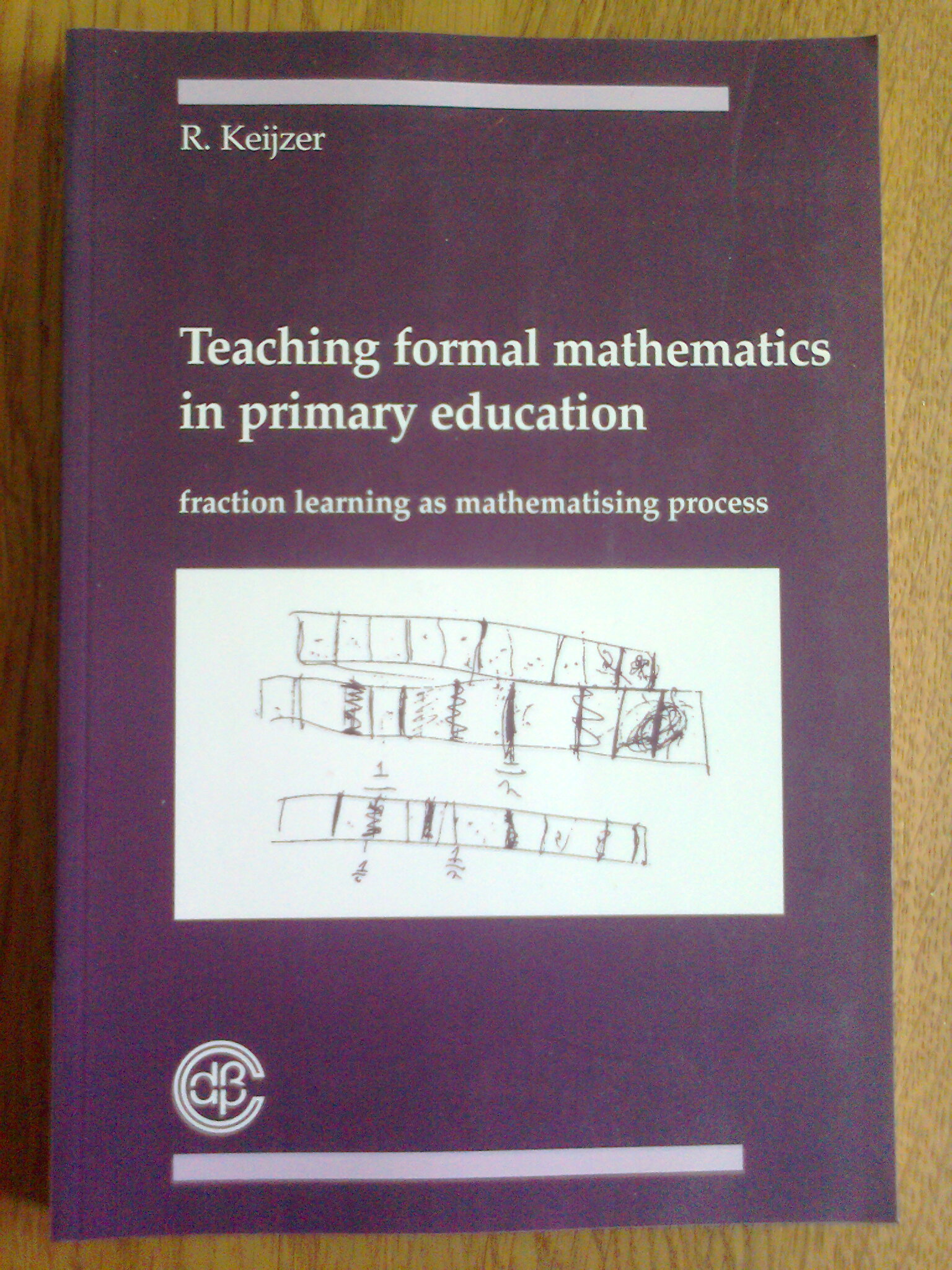 Teaching formal mathematics in primary education