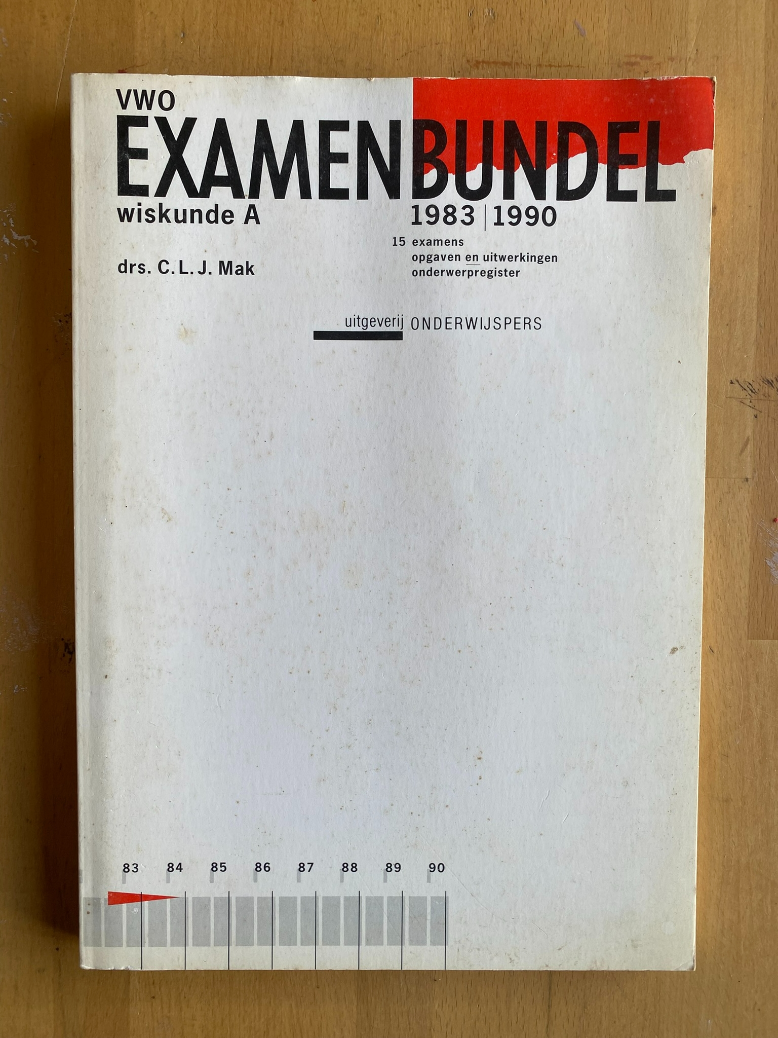 Examenbundel vwo wiskunde A 1983/1990