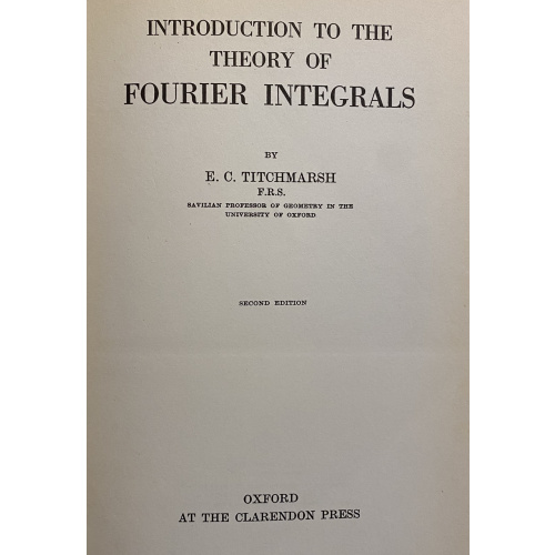 Introduction to the theory of Fourier Integrals