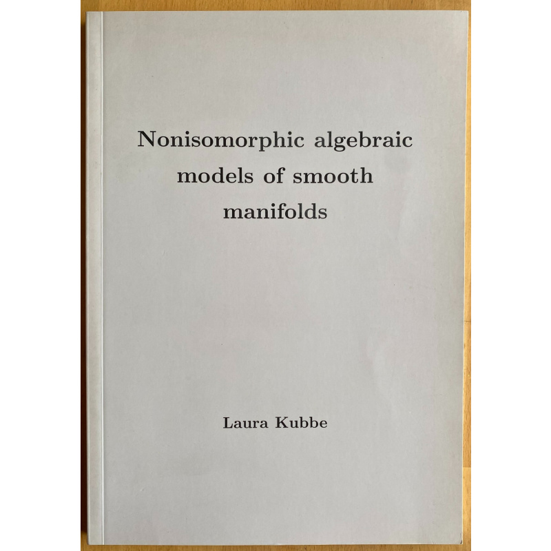 Nonisomorphic algebraic models of smooth manifolds